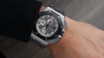⁦Audemars Piguet (Royal Oak Offshore) Watch For Men 26400IO.OO.A004CA.01⁩ - الصورة ⁦13⁩