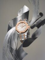 ⁦Audemars Piguet (Royal Oak) Watch For Women 77350SR.OO.1261SR.01⁩ - الصورة ⁦15⁩