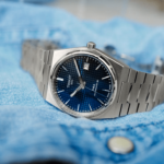 ⁦Tissot T-Classic (PRX Powermatic 80) watch For Men T137.407.11.041.00⁩ - الصورة ⁦4⁩