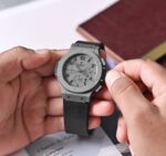 ⁦Hublot Watch For Men 301.AI.460.RX⁩ - الصورة ⁦11⁩