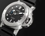 ⁦Panerai (Submersible) watch for men PAM01305⁩ - الصورة ⁦4⁩